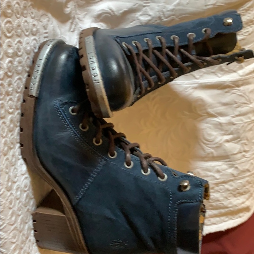 Woman’s Combat Boots